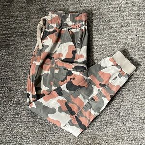 Streetwear Society Camo Pants
